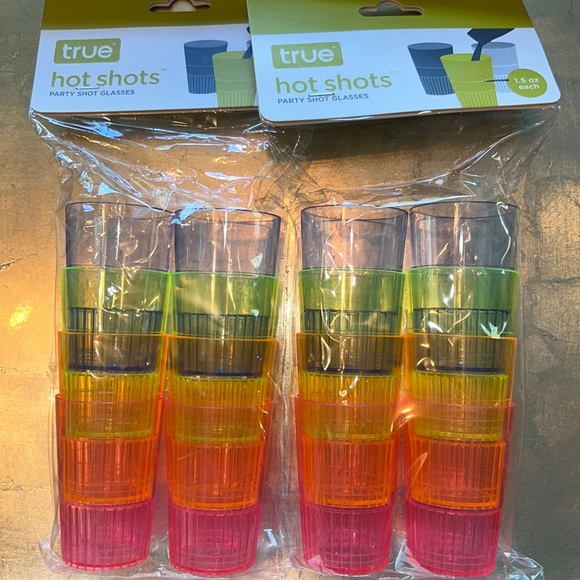 Hotshots party shot glasses-4 colors-8/package-2 x 8 = 16 total-1.5 ounce-NWT - Picture 2 of 11